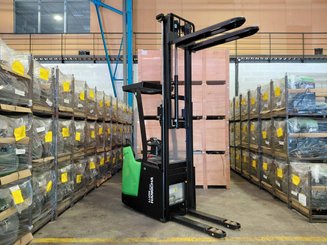 Apilador con plataforma Hangcha CDD16-XT1S-SISU