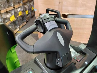 Apilador con plataforma Hangcha CDD16-XT1S-SISU