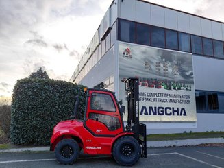 Carretilla todoterreno Hangcha TT30-4 (CPCD30-XW98C-RT4)