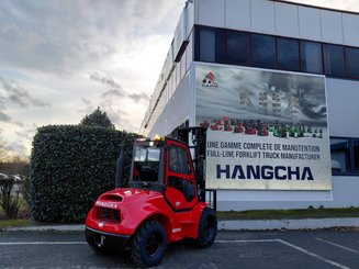 Carretilla todoterreno Hangcha TT30-4 (CPCD30-XW98C-RT4)