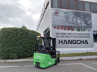 Carretilla contrapesada de 3 ruedas Hangcha XC3-15i (CPDS15-XCY2G-SI)