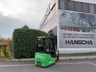 Carretilla contrapesada de 3 ruedas Hangcha  XC3-18i (CPDS18-XCY2G-SI) 