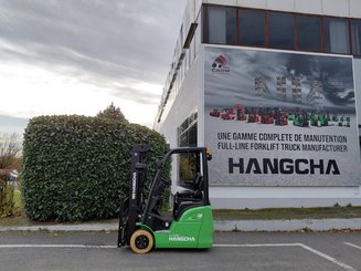 Carretilla contrapesada de 3 ruedas Hangcha XC3-18i