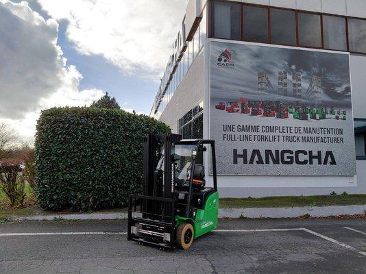 Carretilla contrapesada de 3 ruedas Hangcha XC3-18i - 1