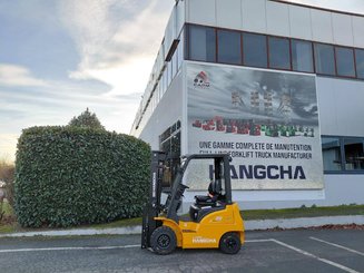 Carretilla contrapesada de 4 ruedas Hangcha XE20Ci ( CPD20-XEXY2HA-SI )