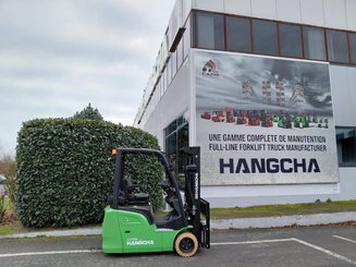 Carretilla contrapesada de 3 ruedas Hangcha XC3-20i (CPDS20-XCC2G-SI)