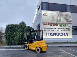 Carretilla contrapesada de 4 ruedas Hangcha XE25i ( CPD25-XEY2HA-SI )