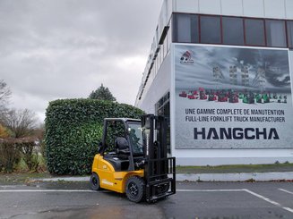 Carretilla contrapesada de 4 ruedas Hangcha XE25i ( CPD25-XEY2HA-SI )