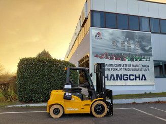Carretilla eléctrica Hangcha XE40Ci (CPD40-XEXY2-SI)
