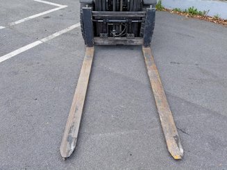 Carretilla contrapesada de 4 ruedas Hyster H3.00FT