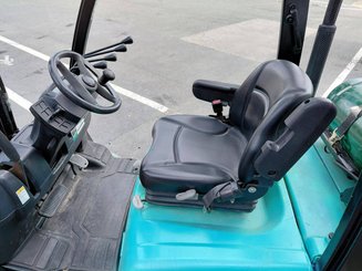 Carretilla contrapesada de 4 ruedas Hyster H3.00FT