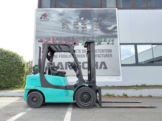 Carretilla contrapesada de 4 ruedas Hyster H3.00FT