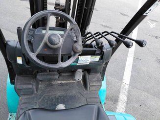 Carretilla contrapesada de 4 ruedas Hyster H3.00FT
