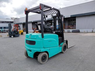 Carretilla contrapesada de 4 ruedas Hyster J2.50XM