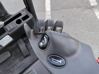 Carretilla contrapesada de 3 ruedas Hyster J160XNT