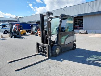 Carretilla contrapesada de 4 ruedas Yale ERP30VL