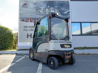 Carretilla contrapesada de 4 ruedas Yale ERP30VL