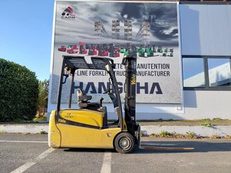 Carretilla contrapesada de 3 ruedas Yale ERP18VTL