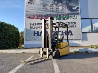 Carretilla contrapesada de 3 ruedas Yale ERP18VTL