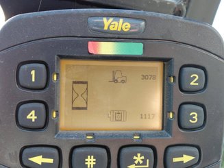 Carretilla contrapesada de 3 ruedas Yale ERP18VTL