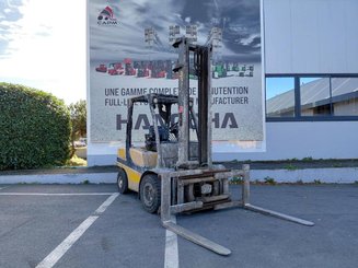 Carretilla contrapesada de 4 ruedas Yale GDP35VX