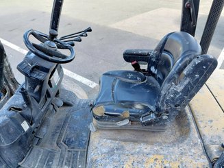 Carretilla contrapesada de 4 ruedas Yale GDP35VX