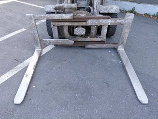 Carretilla contrapesada de 4 ruedas Yale GDP35VX