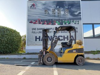 Carretilla contrapesada de 4 ruedas Caterpillar GP20N