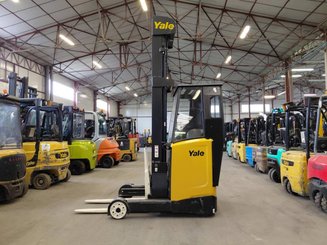 Carretilla retráctil Yale MR14
