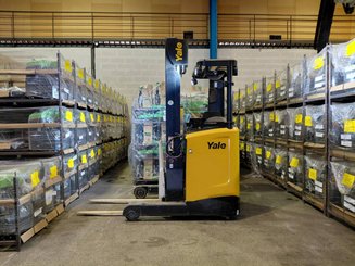 Carretilla retráctil Yale MR10E