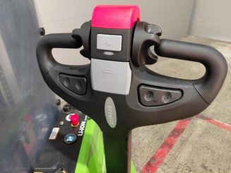 Apilador con conductor acompañante Hangcha CDD12-AMC2-Li - 10