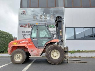Carretilla todoterreno Manitou MC50