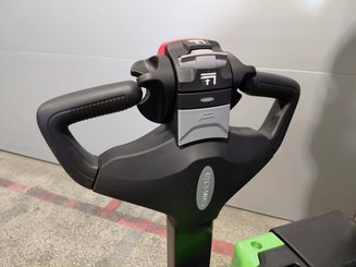 Apilador con conductor acompañante Hangcha CDD20 XT1-SI - 9