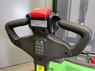 Apilador con conductor acompañante Hangcha CDD20 XT1-SI - 8