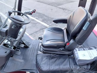 Carretilla contrapesada de 4 ruedas Hangcha XF25D-2 (CPCD25-X2H7F1)