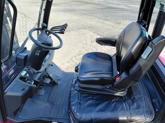 Carretilla contrapesada de 4 ruedas Hangcha XF25D-2 (CPCD25-X2H7F1)