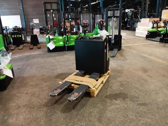 Transpaleta con conductor acompañante Hangcha CBD30-XT1-SI