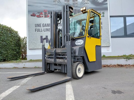 Carretilla multidireccional carga lateral Combilift C4000 - 1
