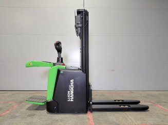 Apilador con plataforma Hangcha CDD16-XT1S-SI