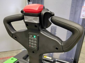 Apilador con plataforma Hangcha CDD16-XT1S-SI