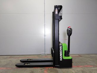 Apilador con conductor acompañante Hangcha CDD15-A2MC2-ISZ