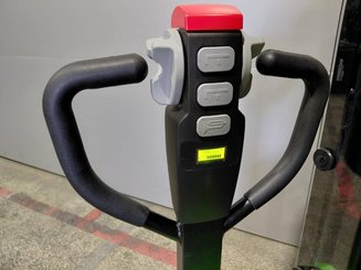 Apilador con conductor acompañante Hangcha CDD15-A2MC2-ISZ