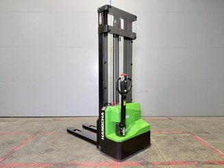 Apilador con conductor acompañante Hangcha CDD15-A2MC2-ISZ