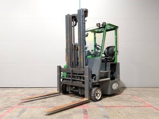 Carretilla multidireccional Combilift COMBI CB2500