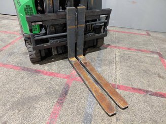 Carretilla multidireccional Combilift COMBI CB2500