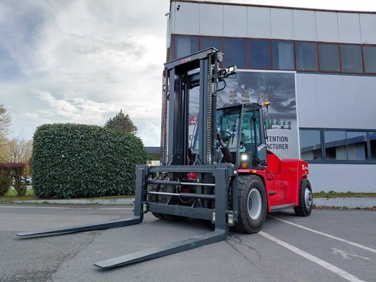 Carretilla contrapesada de 4 ruedas Kalmar DCG160-12T - 1