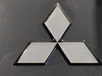 Carretilla retráctil multidireccional Mitsubishi RBM25 N3